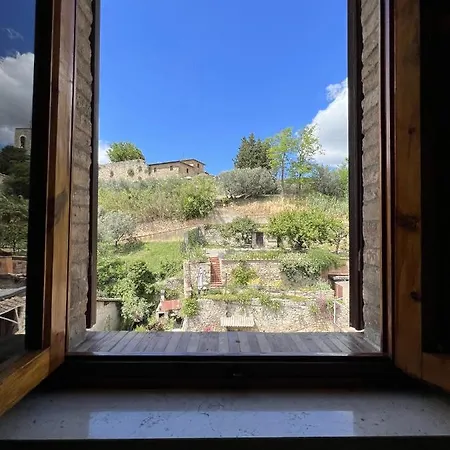 Casa Femi *